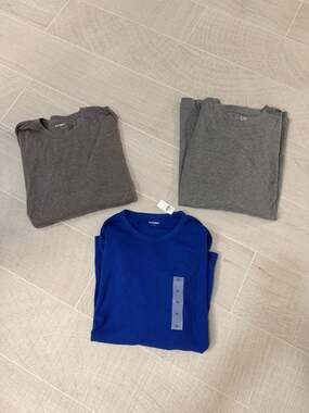 Lot of 3 Men's XL Long Sleeve Shirts -Old Navy Waffle Knit & Soft  Tees Gap